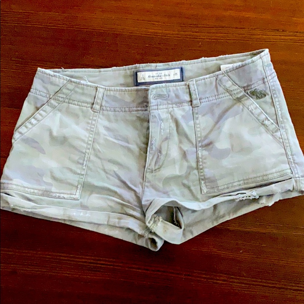 Camo Abercrombie short shorts!